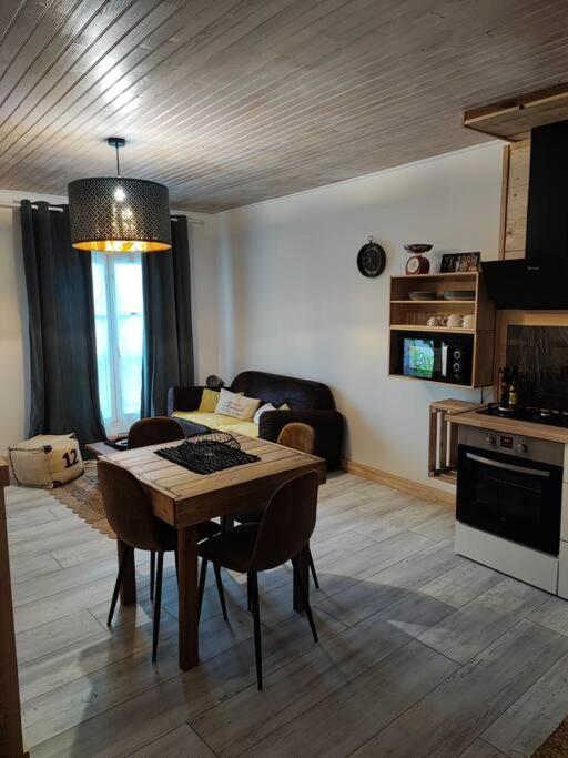 Appartement Chez Marie Et Aymeric Bages  Exteriér fotografie